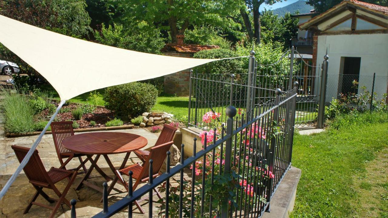 Agriturismo Casa Agricola Rossi Appartamenti In Casentino Soci Eksteriør billede